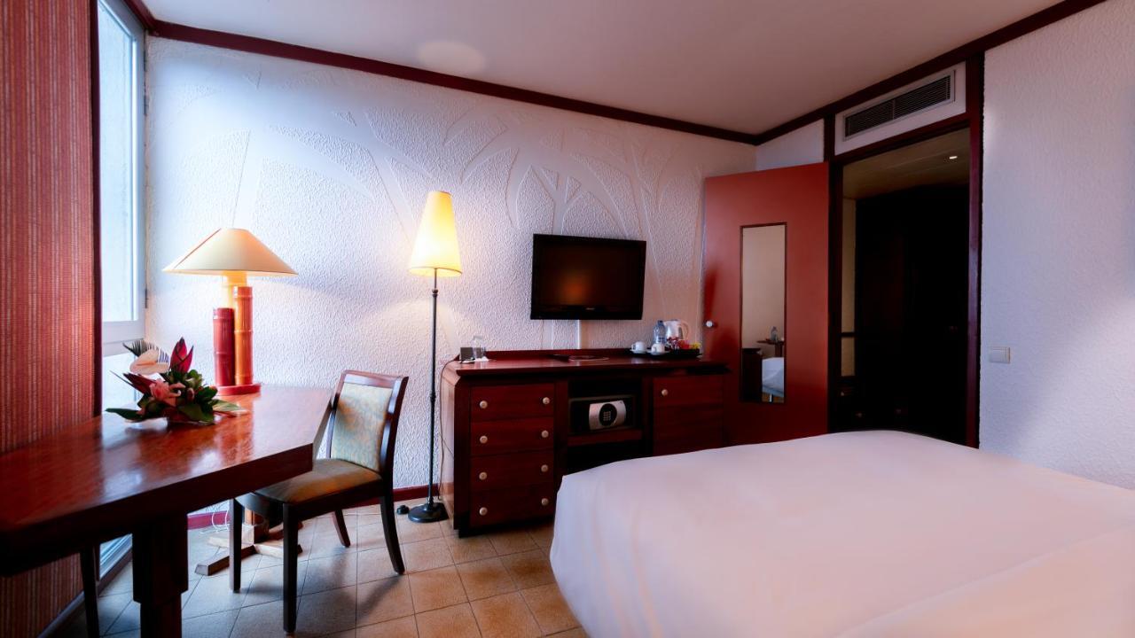 Douala Rabingha Hotel Esterno foto